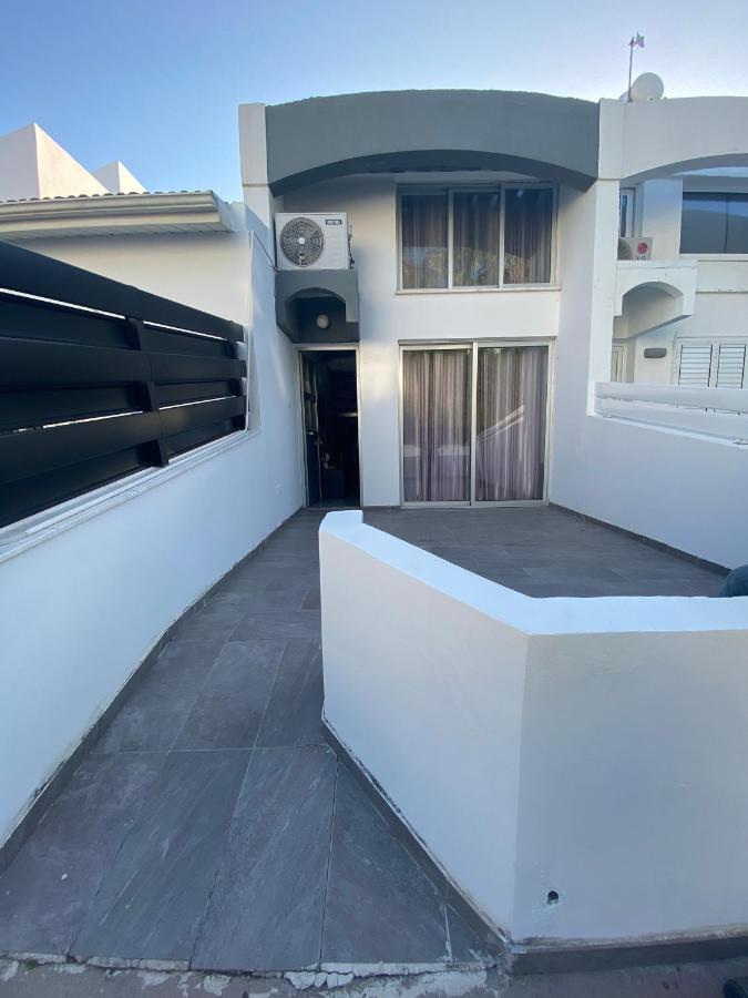 Cosy Apartment In The Heart Of Kato Paphos Ngoại thất bức ảnh